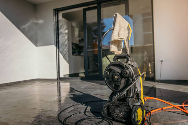 Best Driveway Pressure Washing  in East Marion, NY